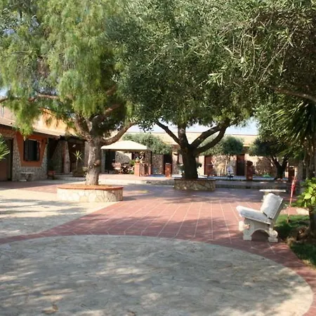 Borgo Dei Vigneti *