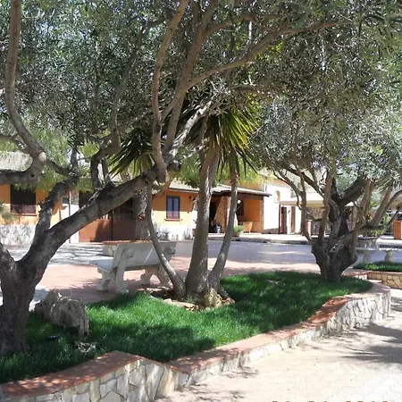 Borgo Dei Vigneti *