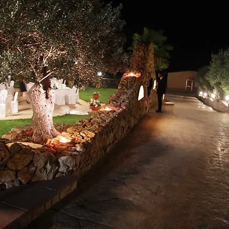 Landhuis Borgo Dei Vigneti Villaggio La Loggia